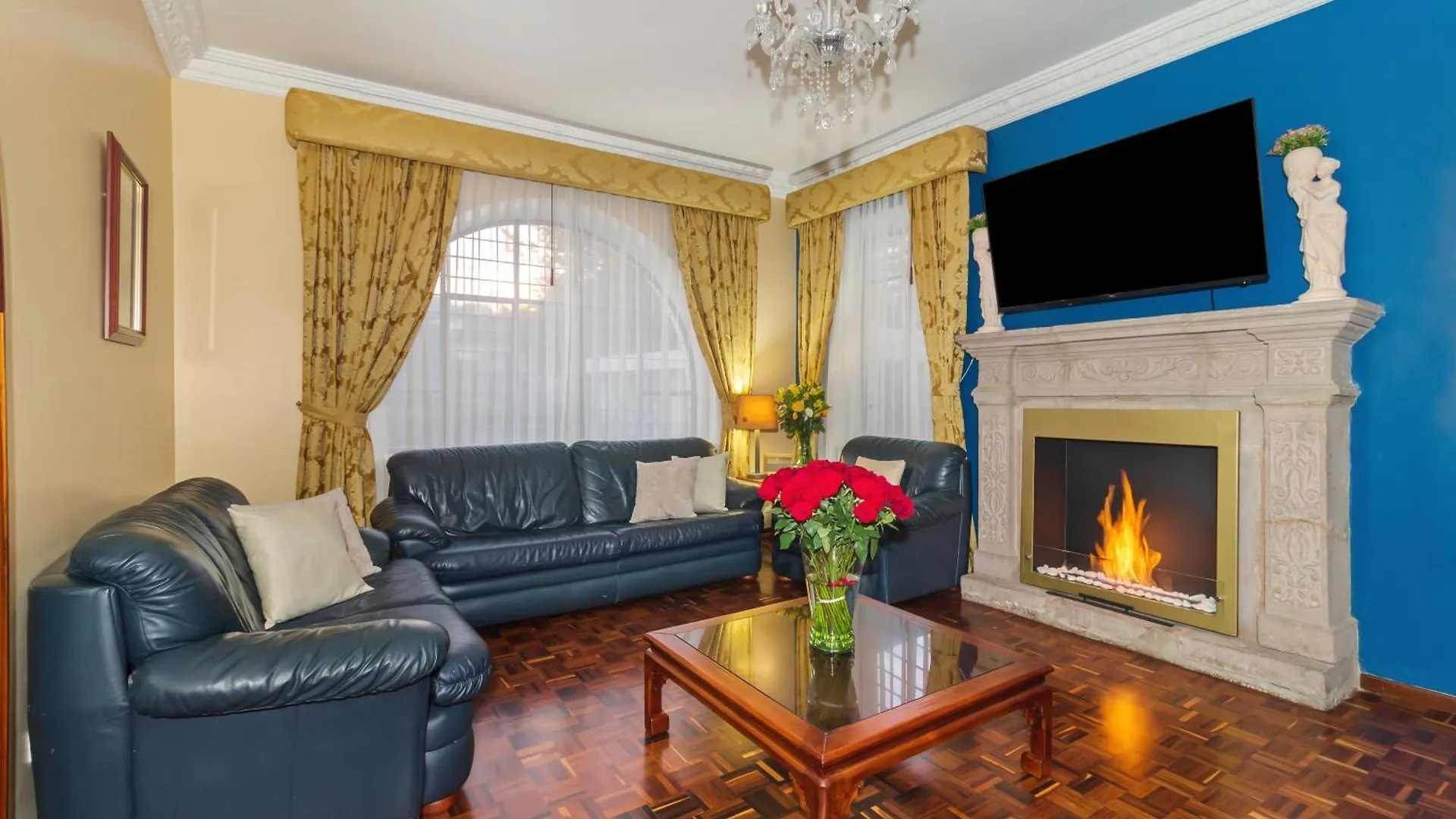 Hotel La Cartuja Quito