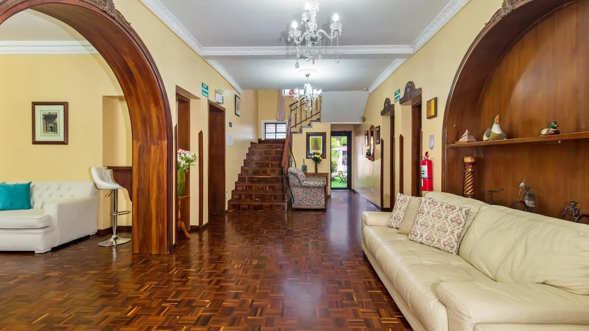 Hotel La Cartuja Quito