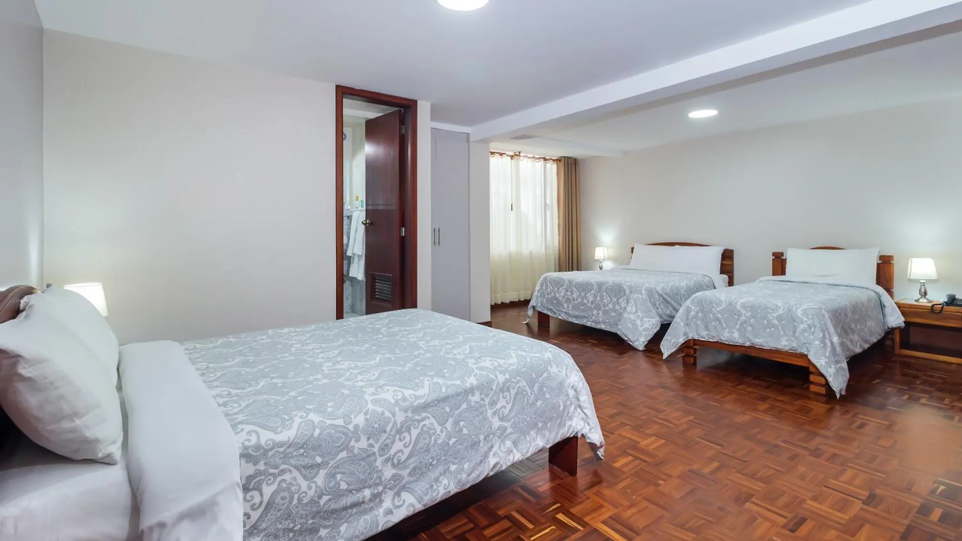 Hotel La Cartuja Quito